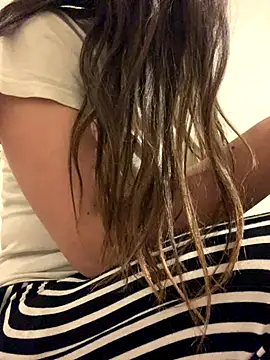 Miss oliviaa online show from 12/02/25, 05:36