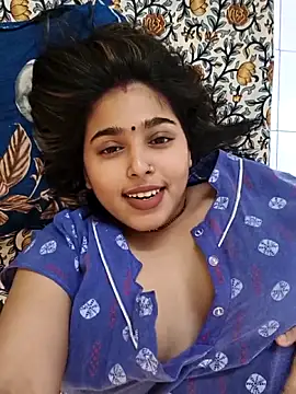 Snapshot of Sweet-Rani chatting on 04/19/26, 10:27 Sweet-Rani online show from 04/19/26, 10:27