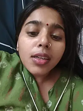 Snapshot of Sweet-Rani chatting on 05/13/26, 06:04 Sweet-Rani online show from 05/13/26, 06:04