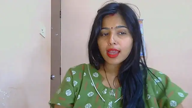 Snapshot of Sweet-Rani chatting on 11/12/25, 07:07 Sweet-Rani online show from 11/12/25, 07:07