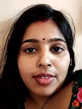 Snapshot of Sweet-Rani chatting on 01/12/26, 05:31 Sweet-Rani online show from 01/12/26, 05:31