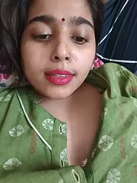 Snapshot of Sweet-Rani chatting on 05/18/26, 04:56 Sweet-Rani online show from 05/18/26, 04:56