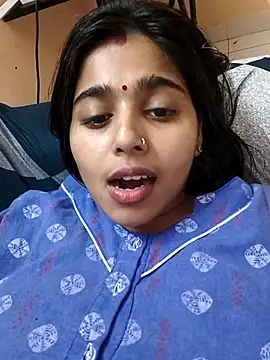 Snapshot of Sweet-Rani chatting on 05/15/26, 05:44 Sweet-Rani online show from 05/15/26, 05:44