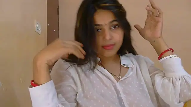 Snapshot of Sweet-Rani chatting on 04/09/26, 04:57 Sweet-Rani online show from 04/09/26, 04:57