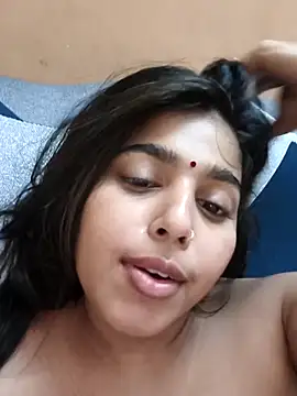 Snapshot of Sweet-Rani chatting on 04/21/26, 09:32 Sweet-Rani online show from 04/21/26, 09:32