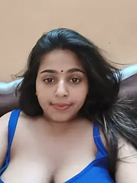Snapshot of Sweet-Rani chatting on 06/24/26, 05:44 Sweet-Rani online show from 06/24/26, 05:44