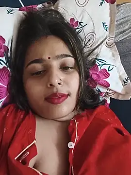 Snapshot of Sweet-Rani chatting on 06/08/26, 06:08 Sweet-Rani online show from 06/08/26, 06:08