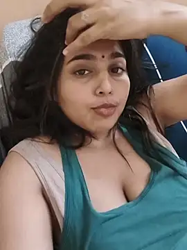 Snapshot of Sweet-Rani chatting on 06/10/26, 06:09 Sweet-Rani online show from 06/10/26, 06:09