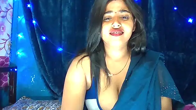 Snapshot of Sweet-Rani chatting on 03/23/25, 02:26 Sweet-Rani online show from 03/23/25, 02:26