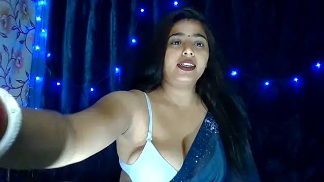 Snapshot of Sweet-Rani chatting on 03/19/25, 01:21 Sweet-Rani online show from 03/19/25, 01:21
