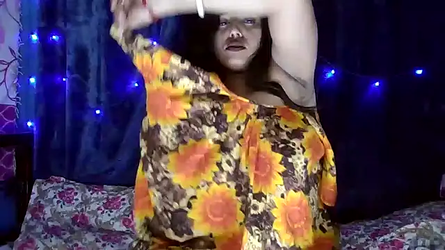 Snapshot of Sweet-Rani chatting on 02/10/25, 05:19 Sweet-Rani online show from 02/10/25, 05:19