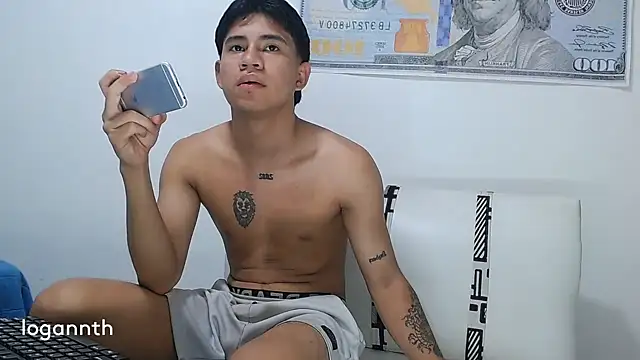 Snapshot of logannth chatting on 03/21/25, 01:24 logannth online show from 03/21/25, 01:24