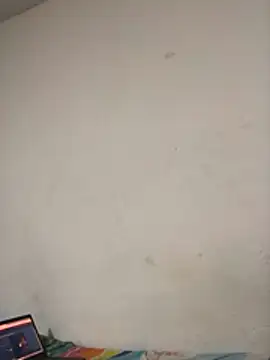 Snapshot of logannth chatting on 12/14/25, 09:04 logannth online show from 12/14/25, 09:04