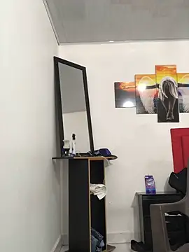 logannth online show from 04/18/26, 04:31