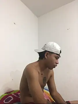 Snapshot of logannth chatting on 11/06/25, 09:08 logannth online show from 11/06/25, 09:08