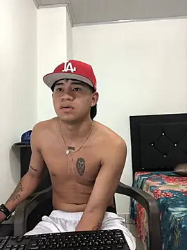 logannth online show from 02/11/26, 06:46