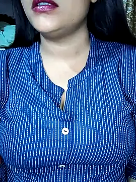 Snapshot of cutepragya2 chatting on 09/18/25, 04:04 cutepragya2 online show from 09/18/25, 04:04