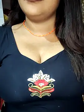 Snapshot of cutepragya2 chatting on 11/04/25, 04:27 cutepragya2 online show from 11/04/25, 04:27