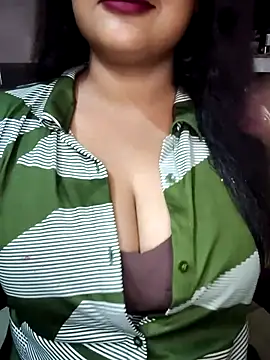 Snapshot of cutepragya2 chatting on 05/14/26, 05:15 cutepragya2 online show from 05/14/26, 05:15