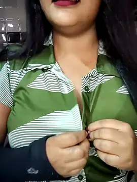 Snapshot of cutepragya2 chatting on 05/11/26, 08:59 cutepragya2 online show from 05/11/26, 08:59
