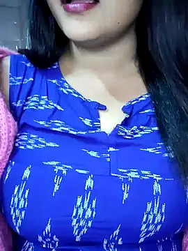 Snapshot of cutepragya2 chatting on 12/19/25, 01:02 cutepragya2 online show from 12/19/25, 01:02