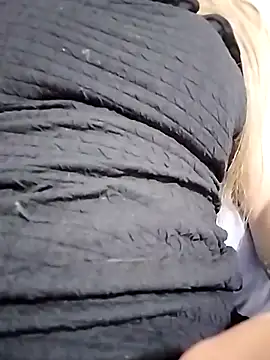 Snapshot of fofinhaa12 chatting on 03/12/26, 12:38 fofinhaa12 online show from 03/12/26, 12:38