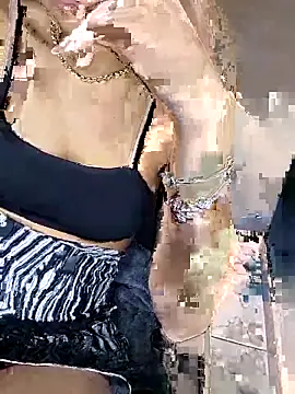 fofinhaa12 online show from 04/27/26, 08:51