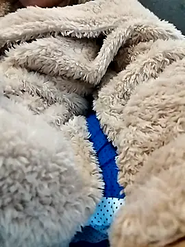 Snapshot of fofinhaa12 chatting on 10/25/25, 01:45 fofinhaa12 online show from 10/25/25, 01:45