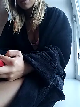 Snapshot of fofinhaa12 chatting on 09/16/25, 05:14 fofinhaa12 online show from 09/16/25, 05:14