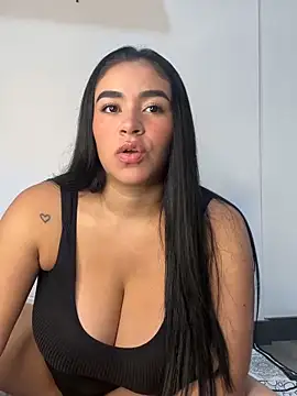 kristynmassey online show from 10/23/25, 08:29