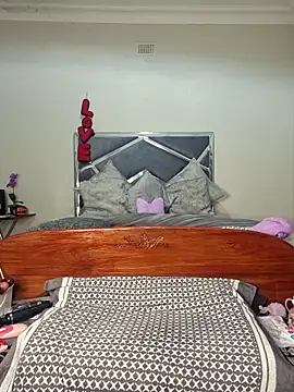 ThickianaRider online show from 05/10/26, 01:53