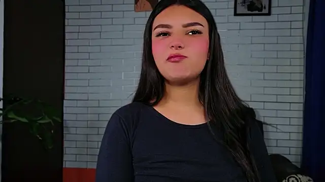 Snapshot of Afrodita_Shalom chatting on 12/03/25, 10:03 Afrodita Shalom online show from 12/03/25, 10:03