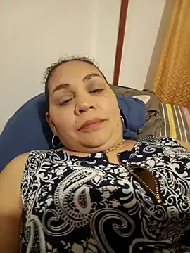 MirandaSoto online show from 11/01/25, 12:50