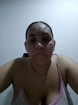 MirandaSoto online show from 11/11/25, 03:01