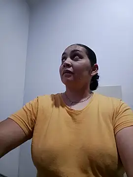 MirandaSoto online show from 04/10/26, 03:57