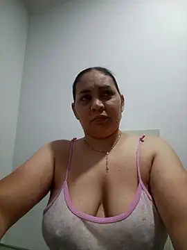 MirandaSoto online show from 04/12/26, 05:11