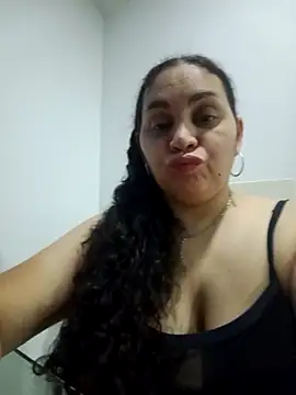 MirandaSoto online show from 03/07/26, 05:47