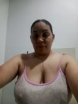 MirandaSoto online show from 04/04/26, 04:30