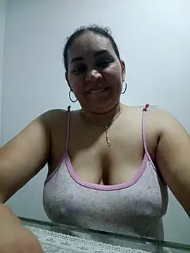 MirandaSoto online show from 10/03/25, 04:03