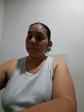 MirandaSoto online show from 10/24/25, 04:00