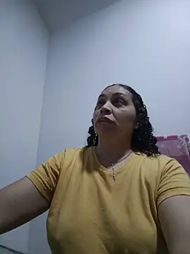 MirandaSoto online show from 05/25/26, 03:50