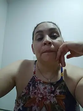Snapshot of MirandaSoto chatting on 07/02/26, 04:51 MirandaSoto online show from 07/02/26, 04:51