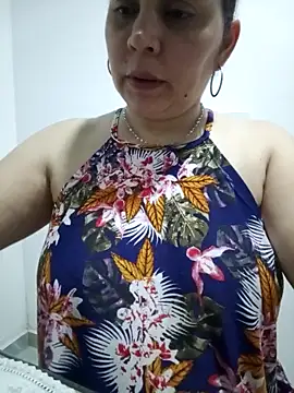 MirandaSoto online show from 10/01/25, 04:06