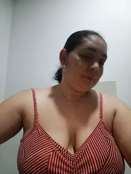 MirandaSoto online show from 10/29/25, 03:27