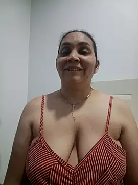 MirandaSoto online show from 04/16/26, 03:51