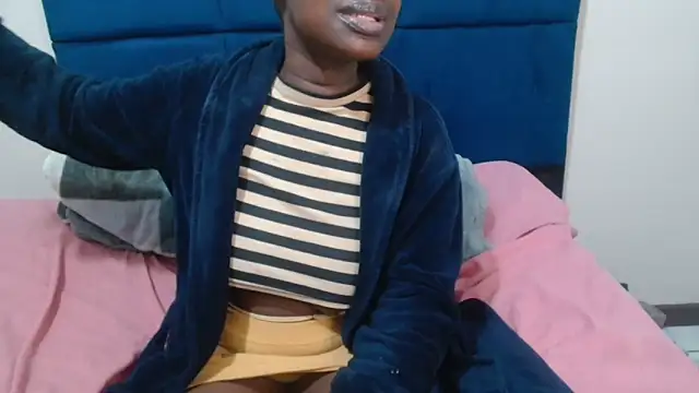 MilkyTitties online show from 06/15/26, 06:29