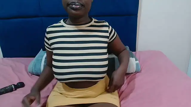 MilkyTitties online show from 06/10/26, 04:30