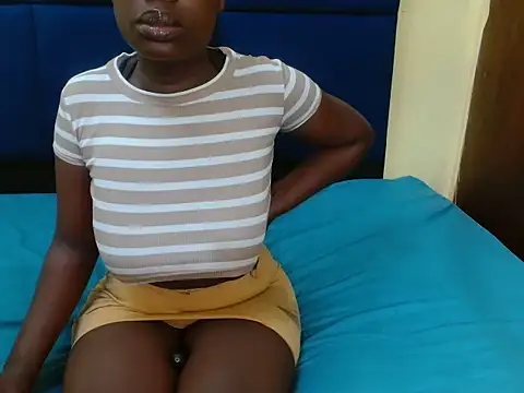 MilkyTitties online show from 05/20/26, 03:03