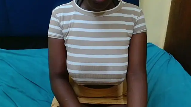 MilkyTitties online show from 04/06/26, 04:41