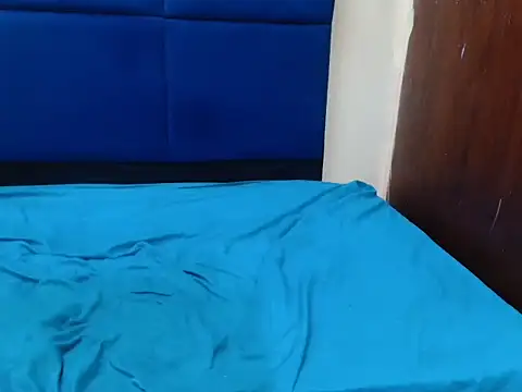 MilkyTitties online show from 05/26/26, 09:07